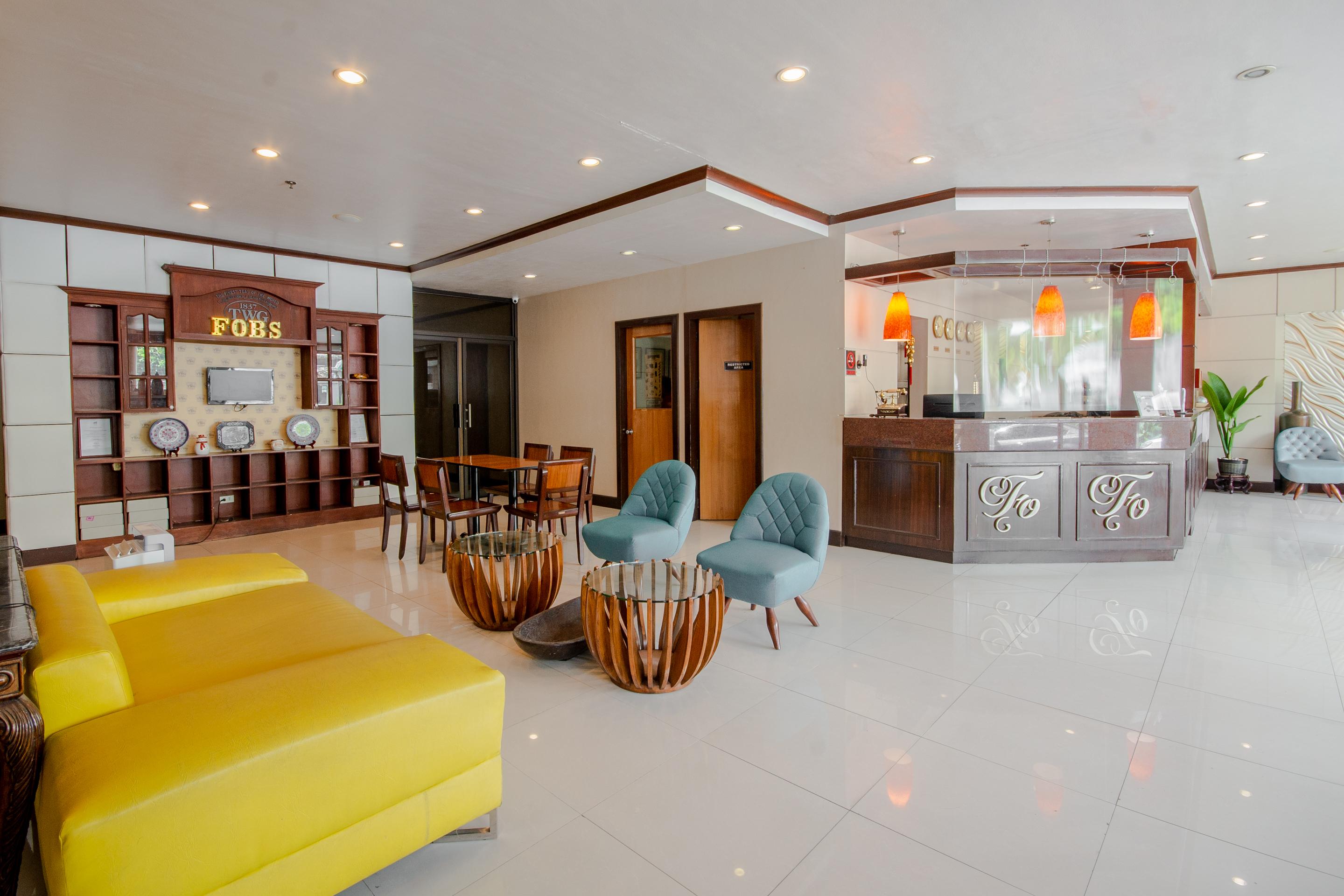 Fuente Oro Business Suites Cebu Powered By Cocotel Bagian luar foto